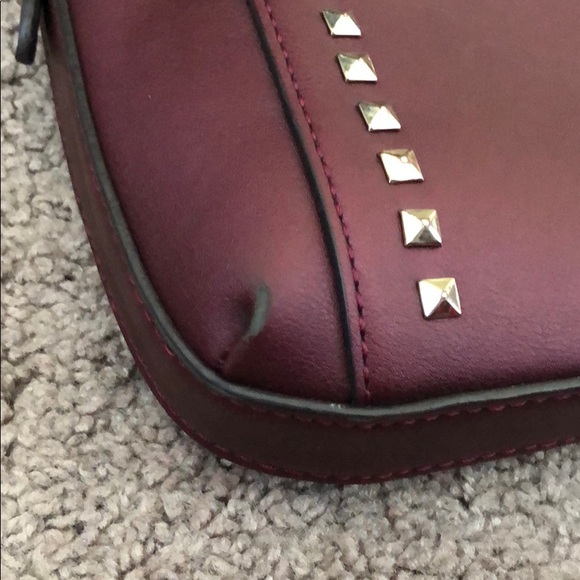 Guess Crossbody Bag - Picture 5 of 6